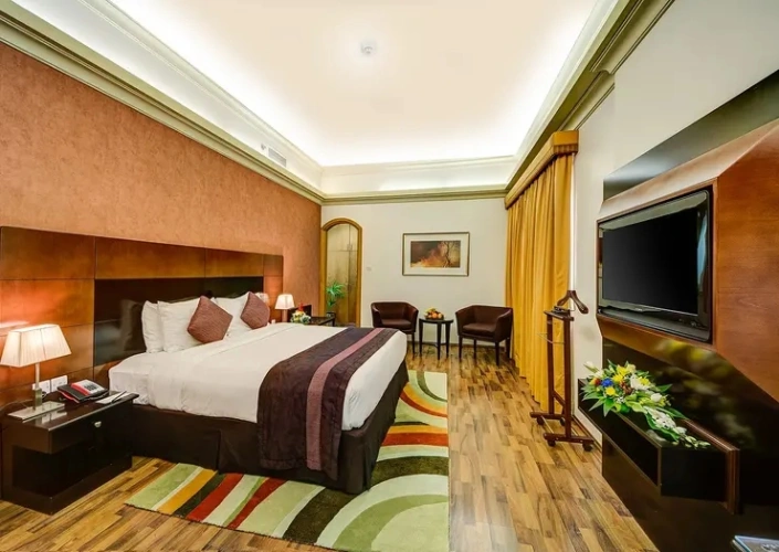 3 Bedrooms Apartment