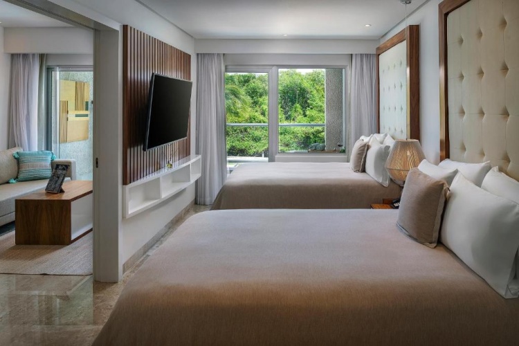 The Reserve Swim Up Double Suite
