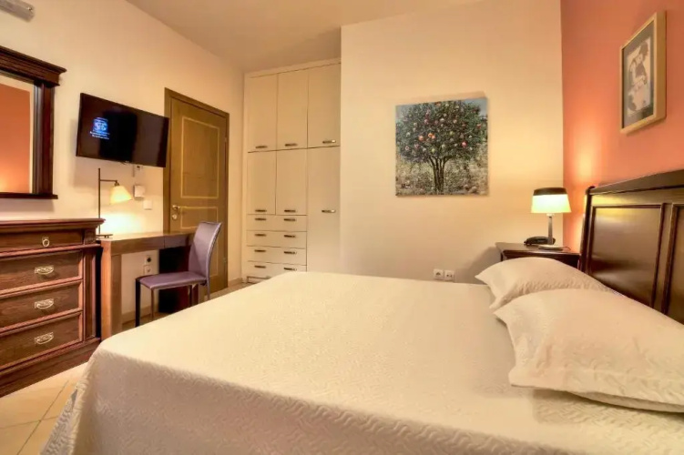 Marini Luxury Apartments and Suites