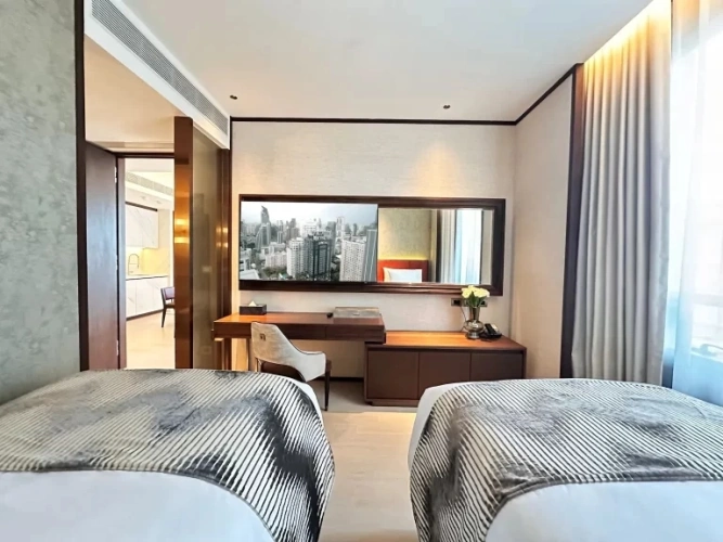 2 Bedrooms Mulberry Grand Quadruple Suite