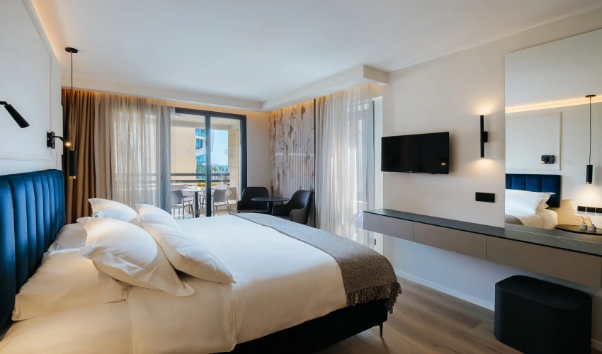 1 Bedroom Double Suite
