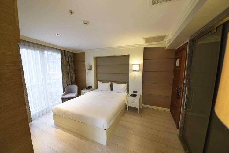 Corner Twin room