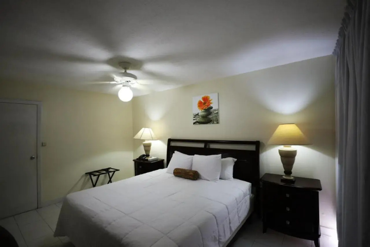 Horizon View Beach Hotel