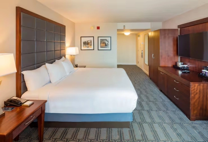 2 Bedrooms Suite