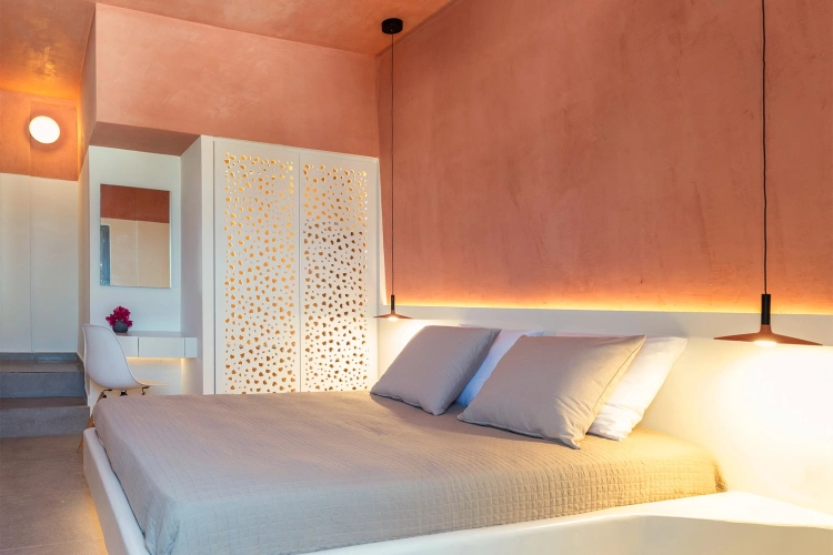 Novel Triple room