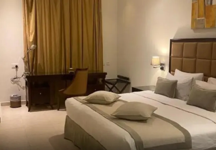 1 Bedroom Double Suite