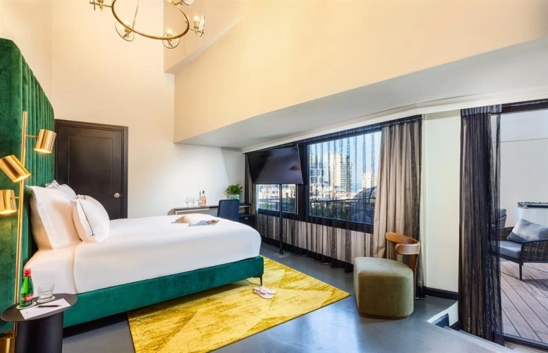 Brown Double Suite
