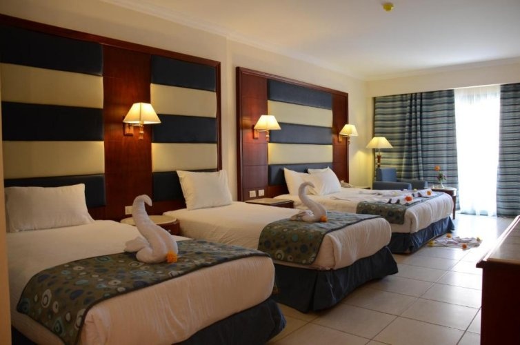 Superior Triple room