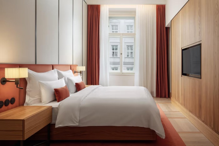 1 Bedroom Double Suite