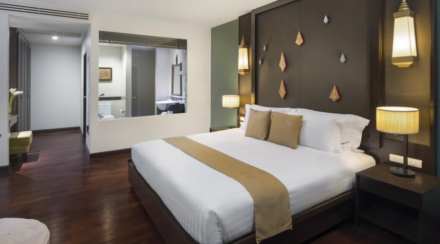 Pool Access Double Junior Suite