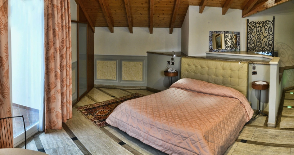 Double Suite