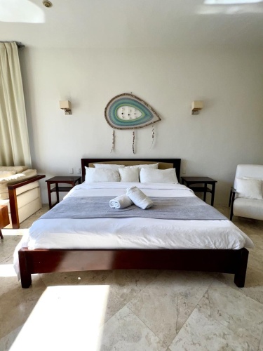 Double Studio Penthouse Private Heated Jacuzzi