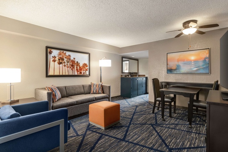 Embassy Suites by Hilton Miami International Airport photo 14