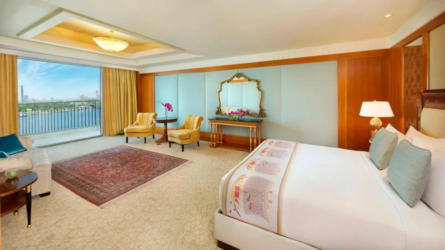1 Bedroom Royal Club Lounge Access Double Suite with Nile view