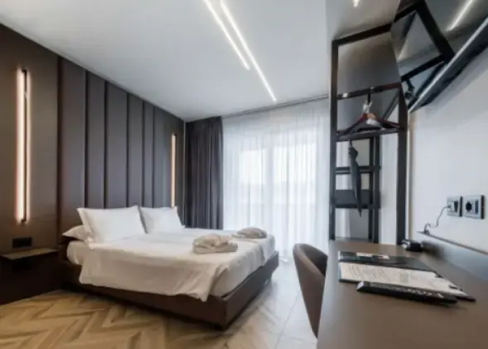 With Jacuzzi Double Suite