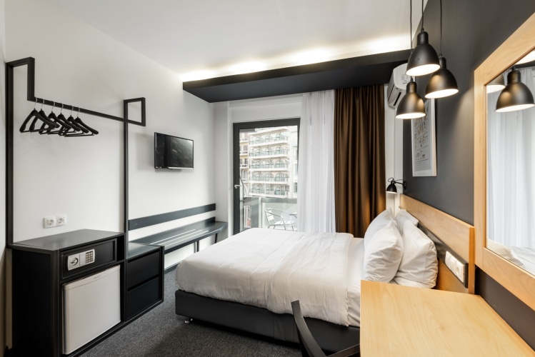 Superior Double room with city view