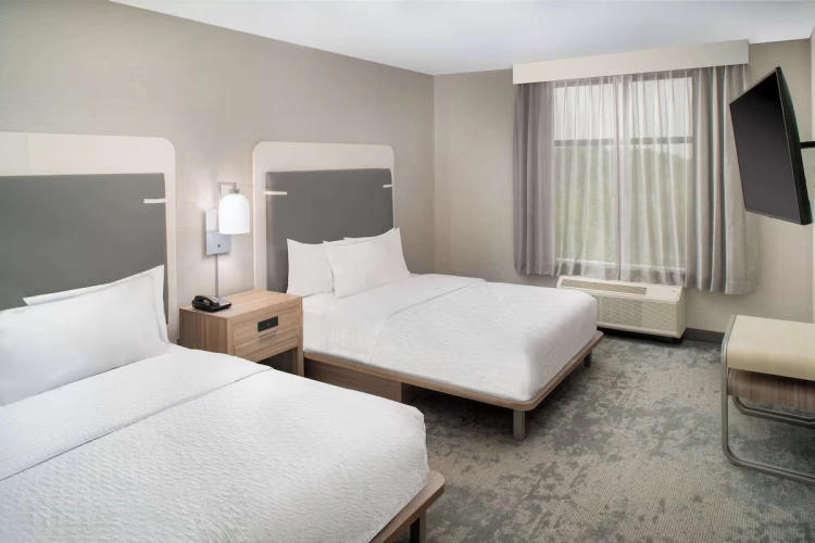 Hearing Accessible Twin Suite