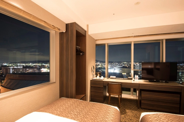 Superior Corner Twin room