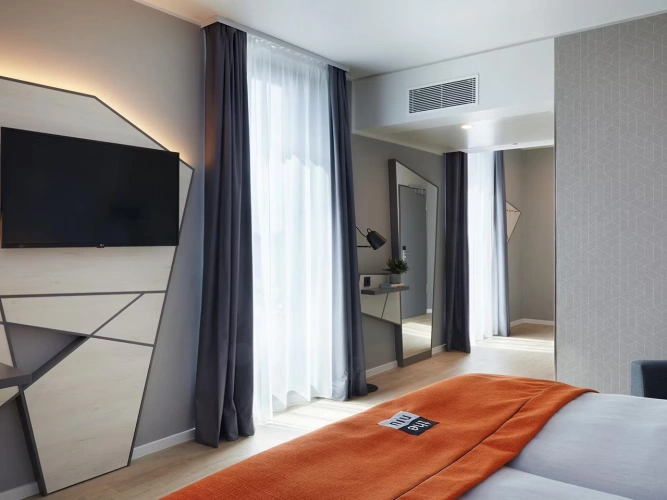 Premium room