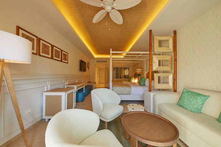 Deluxe Twin Junior Suite