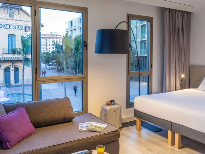 Suite with views
