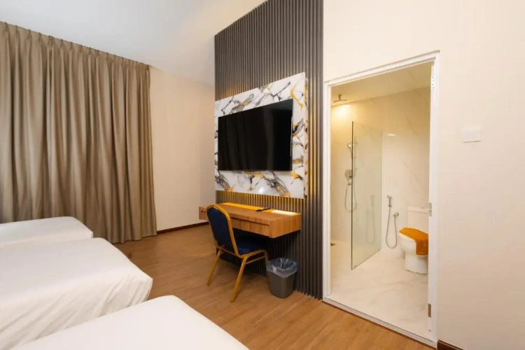 Deluxe Triple room