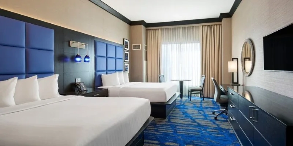 Ak-Chin High Rise Deluxe Quadruple room