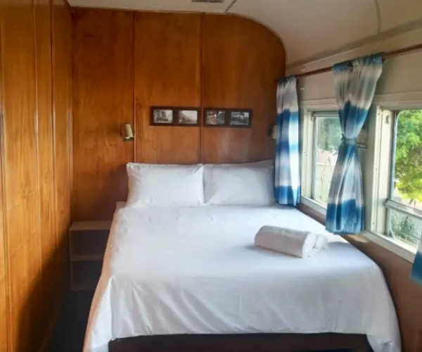Double Honeymoon Caboose