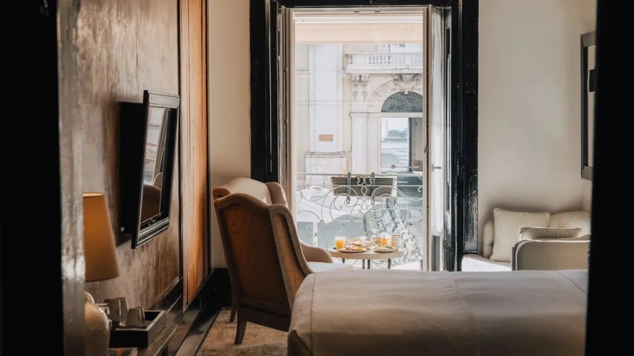 Deluxe Twin Suite