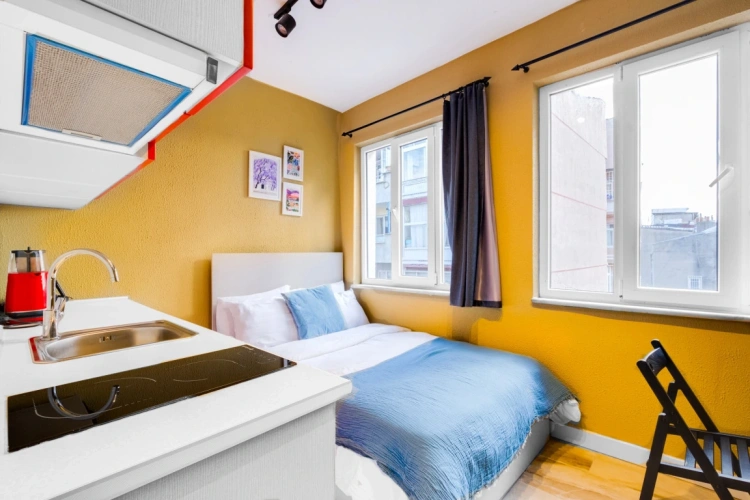 Barcelona Double Suite with city view
