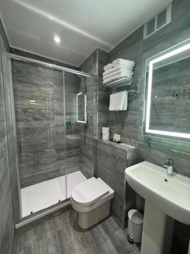 Berjaya Eden Park London Hotel photo 25