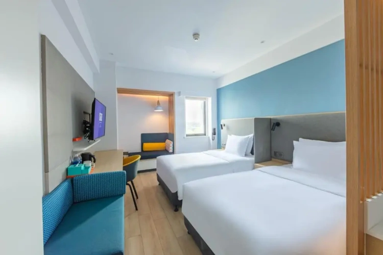 Standard High Floor Twin room