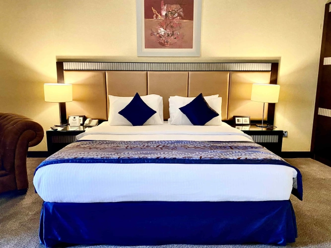 Diplomatic Double Suite