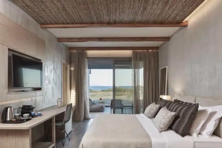 Family Private Pool Suite Beach Front Sea View
