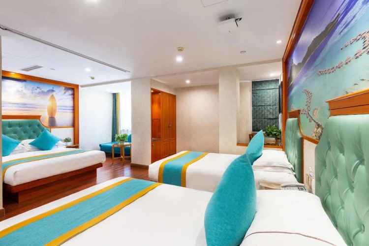 Triple room