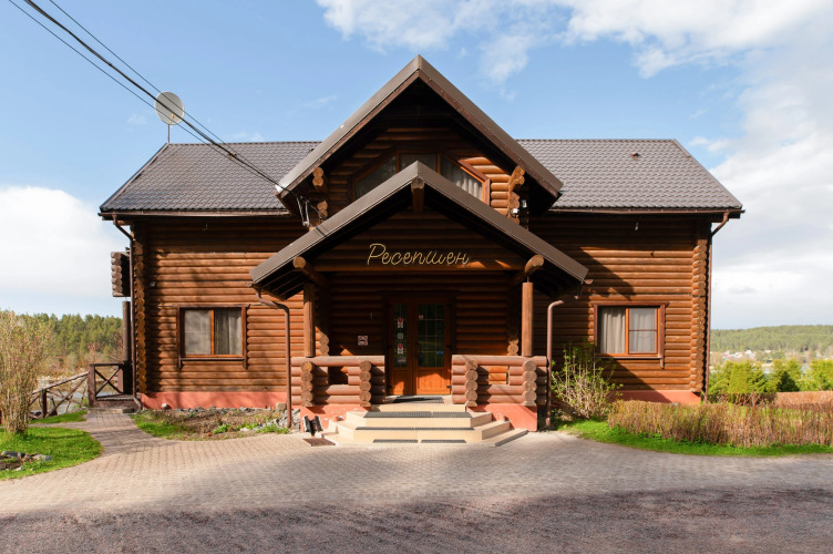 Отель Загородный Клуб Ламберг