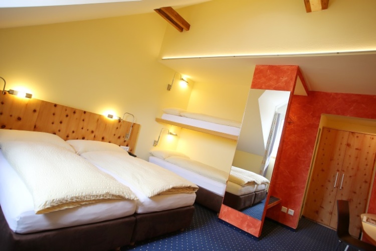 Standard Quadruple room