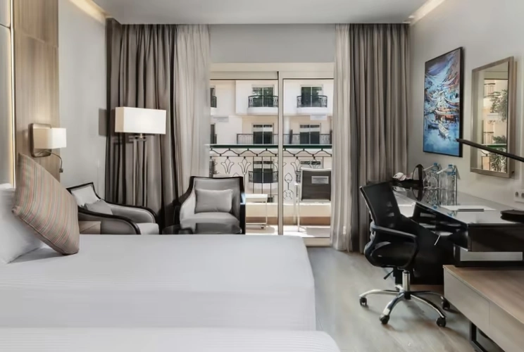 Executive Double room with courtyard view
