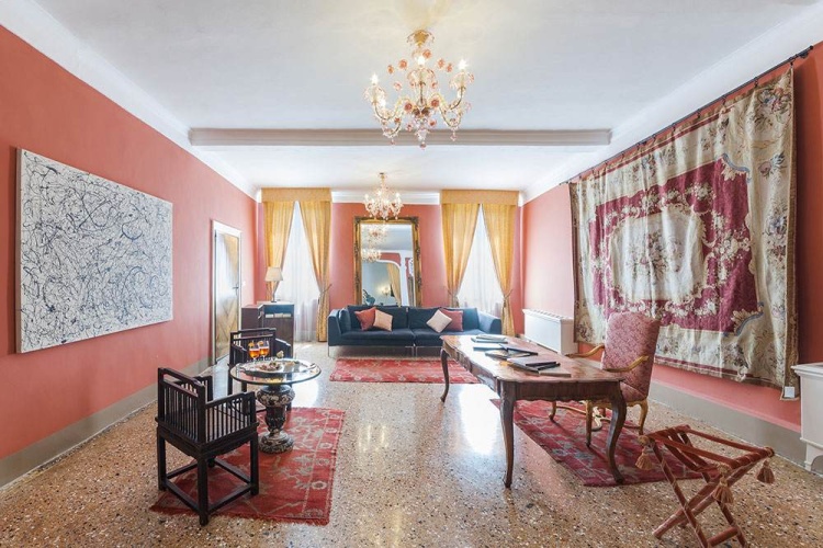 Double Suite with canal view