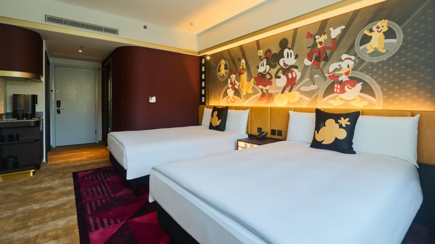 Sea View Mickey and Friends room