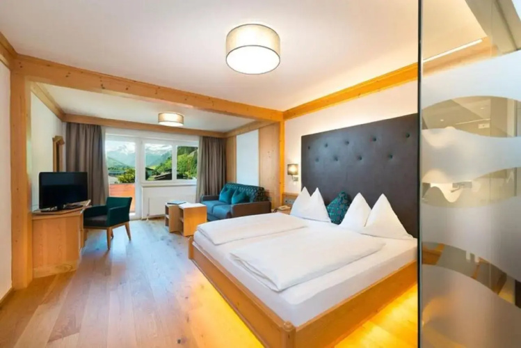 Hotel Alpina