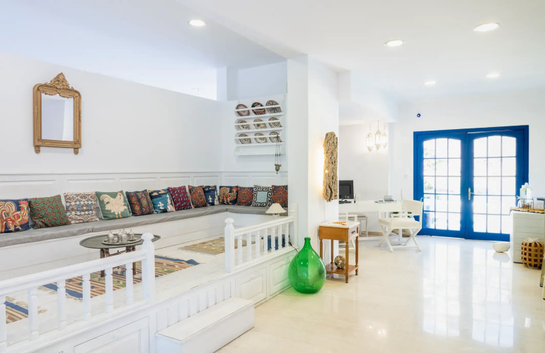 Lindos Sun