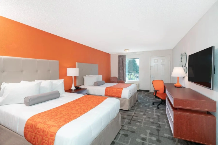 Quadruple room