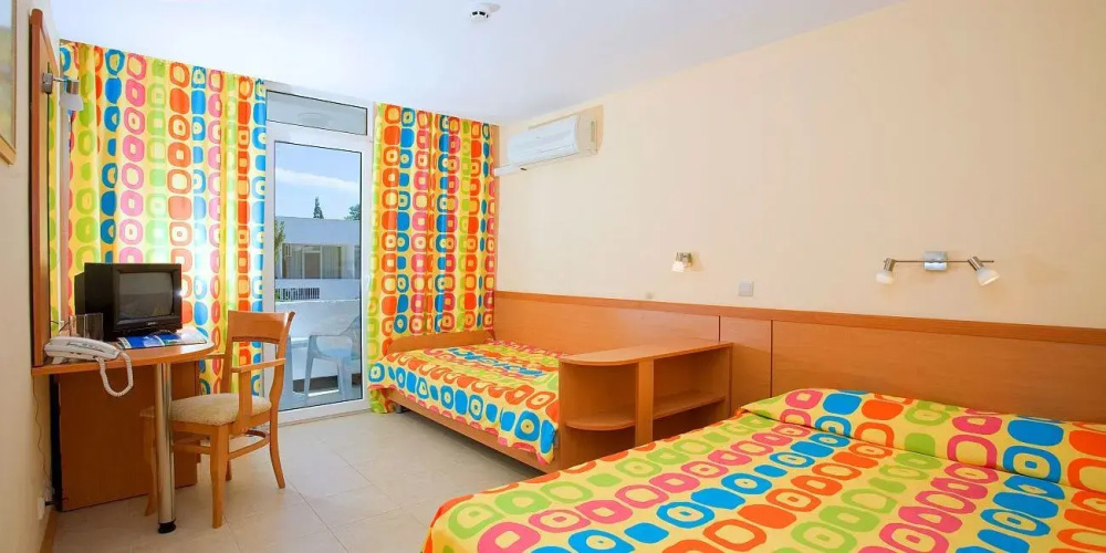 Hotel Compass