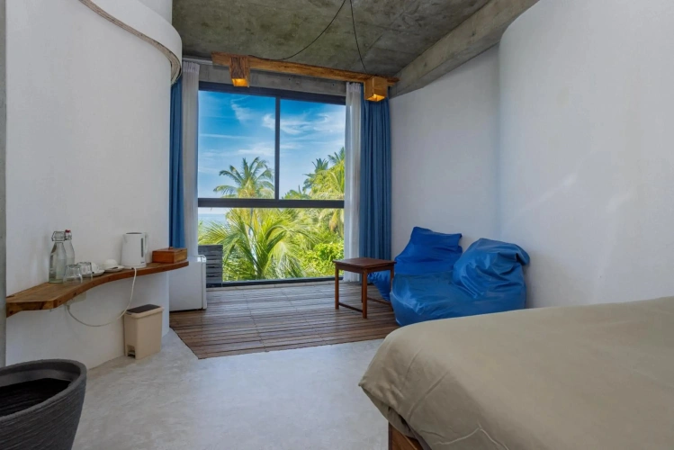 Double room with balcony and with sea view