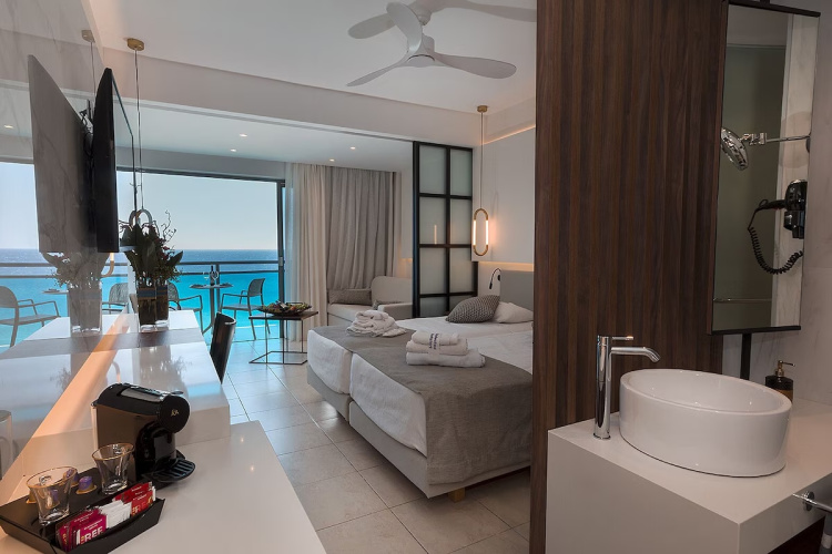 Calypso Beach Hotel