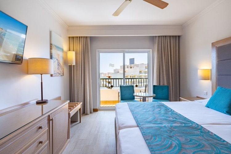 Family Twin Suite with balcony