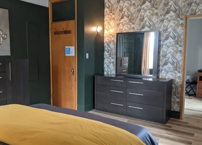 No. 207 La Verdoyante Double room