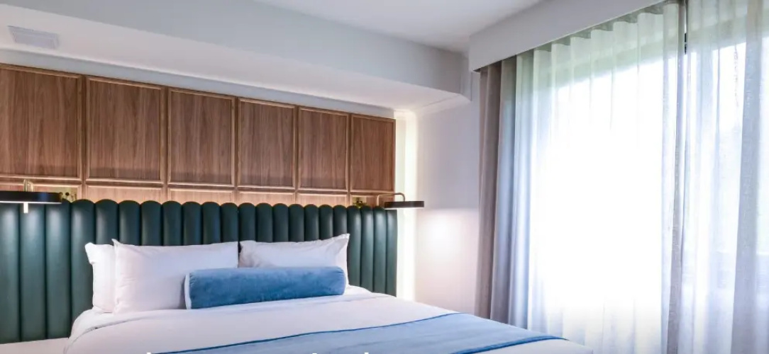 2 Bedrooms Kitchen Apartment