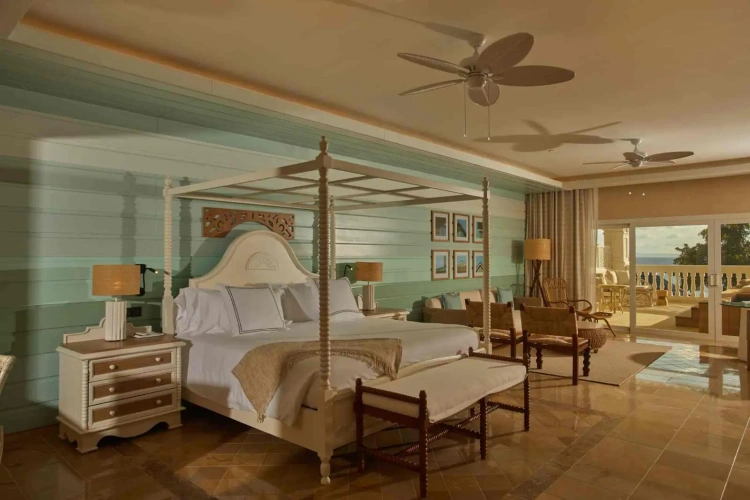 Plunge Pool Family Junior Suite